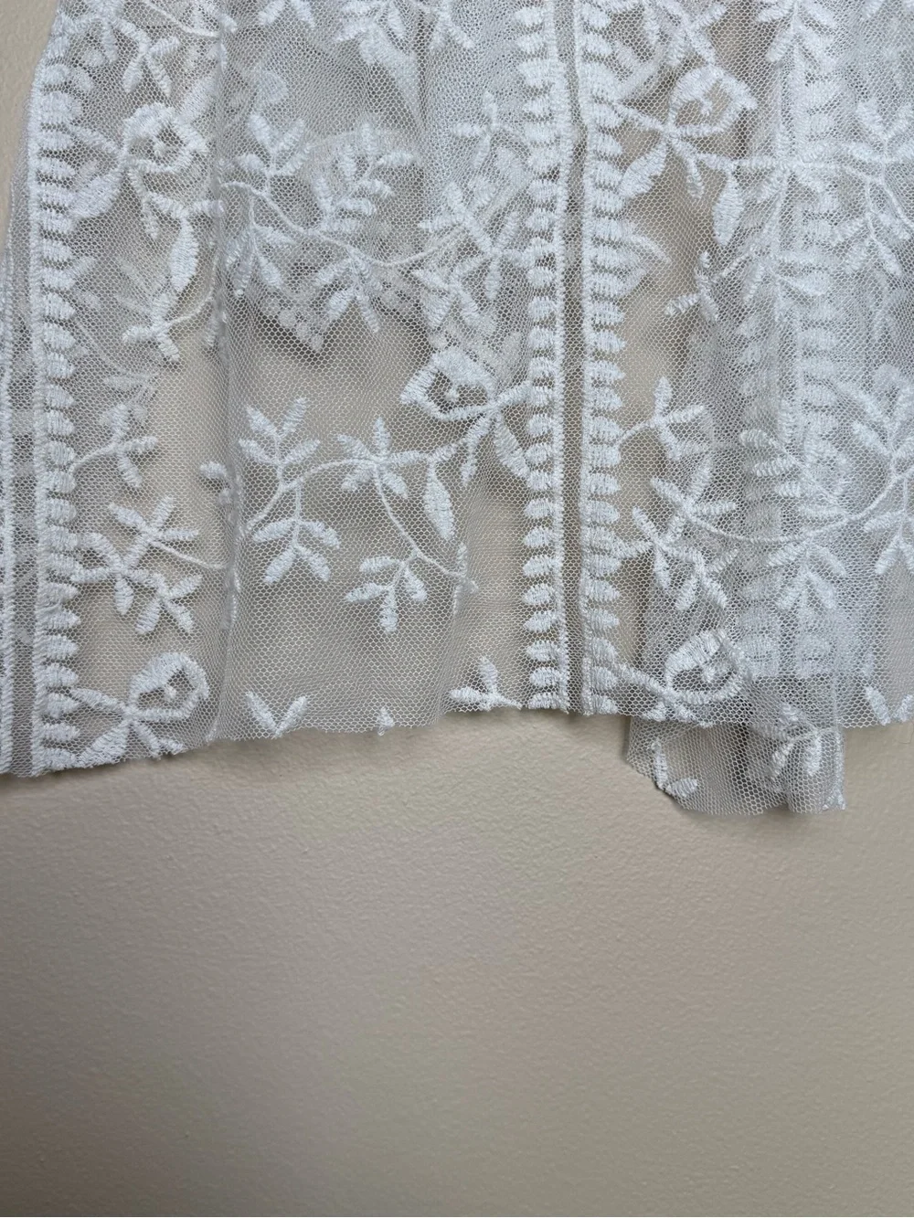 Handmade Large Lace Ghost Halloween Decor Embroidery Hoop Hanging 20” Spooky